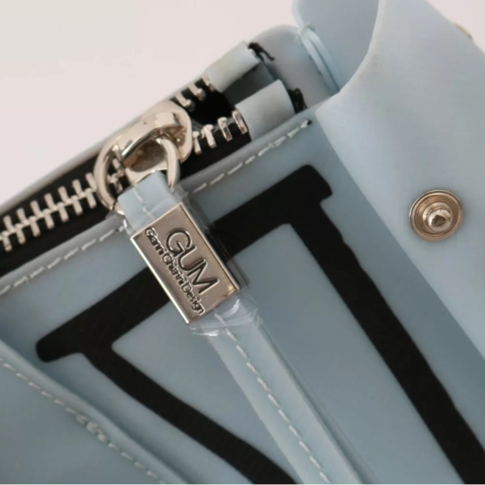 Gianni Chiarini GUM COLLECTION Powder Blue Tote w/ slight defects NWT - Picture 6 of 10